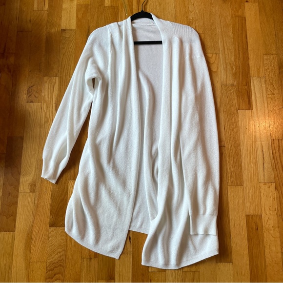 White Knit Long Sleeve Light and Flowy Women’s Cardigan Sweater - Picture 3 of 7
